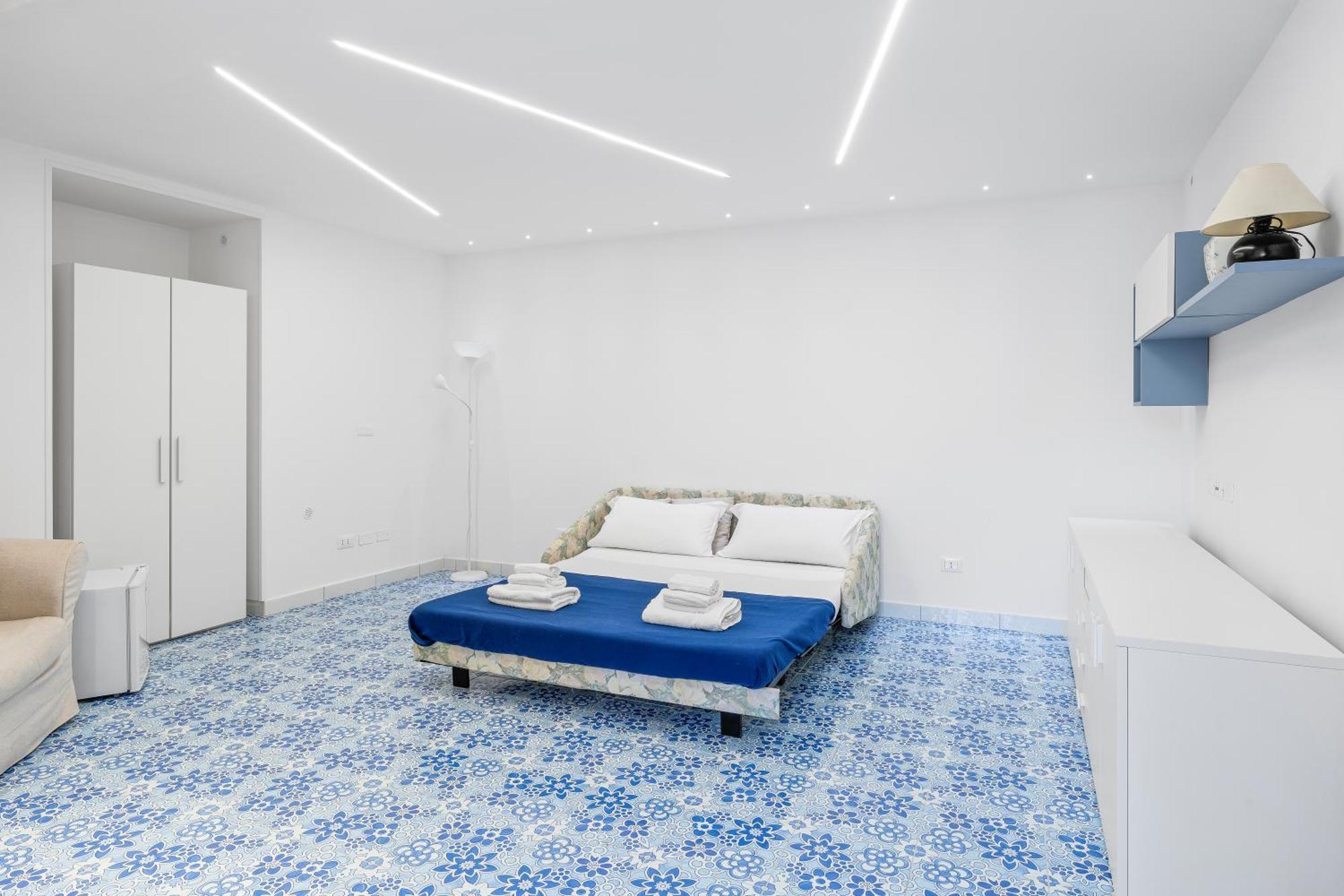 Luxe Minimal Duplex, Amalfi Coast - Airhome Vico Equense Buitenkant foto